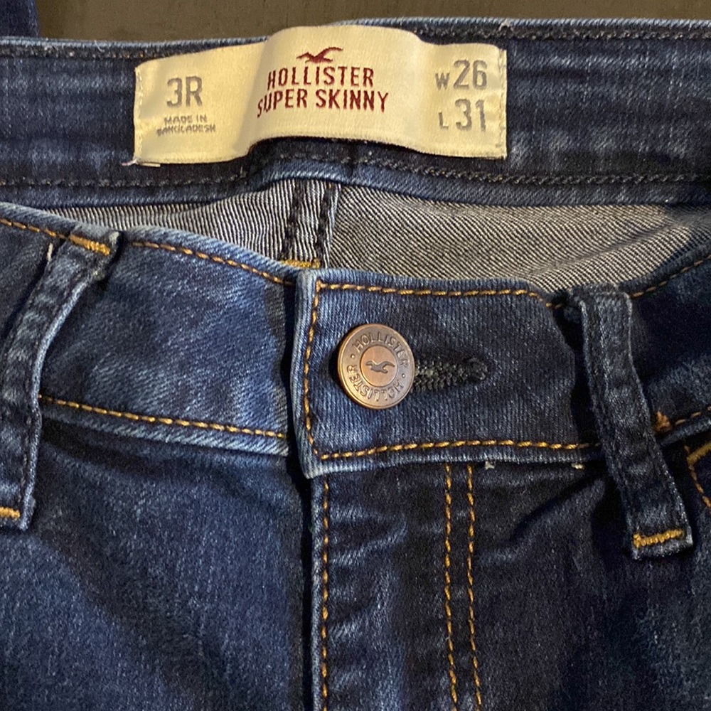 EUC Hollister Skinny Jeans Sz 3 Regular - Picture 2 of 4